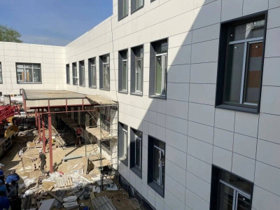 В Подмосковье к 1 сентября откроют 54 школы и детских сада