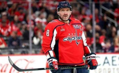 Эспозито: &laquo;Овечкин - лучший снайпер в истории&raquo;