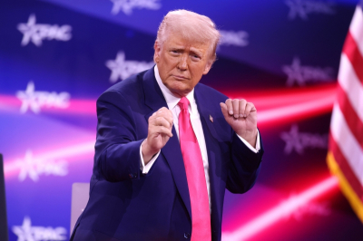 Токио в бешенстве: Трамп в костюме ниндзя возмутил фанатов японского аниме