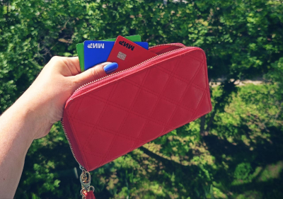 Переводы физлиц свыше 2,4 млн рублей в год попадут под контроль ФНС