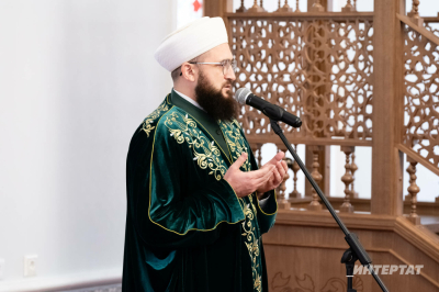 Камил хәзрәт Сәмигуллиннан Корбан гаете вәгазе: &laquo;Коръән сорауларга да җавап бирә&raquo;