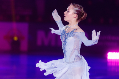 Татарская фигуристка Акатьева выступила на&nbsp;&laquo;Ледниковом периоде&raquo; под &laquo;Туган як&raquo;