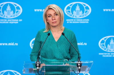 Захарова назвала Сикорского министром пропаганды