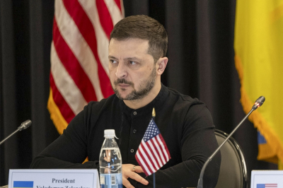 Стало известно, для чего Зеленский публично говорит о планах атак на Россию