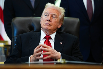 Трамп потребовал от&nbsp;Ирана &laquo;начать действовать&raquo;: &laquo;Иначе от&nbsp;них ничего не&nbsp;останется&raquo;