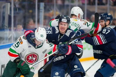 &laquo;Смурфики&raquo; из Казани и очная ставка Разина: серия &laquo;Ак Барса&raquo; с &laquo;Металлургом&raquo; набирает ход