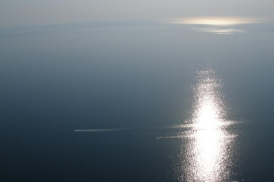 В водах Сингапура нашли затонувший корабль с 136 кг фарфора XIV века