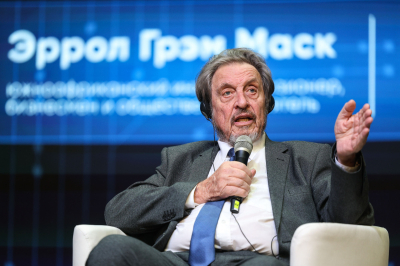 Отец Илона Маска назвал ключевые направления для инвестиций на&nbsp;ближайшие 20 лет