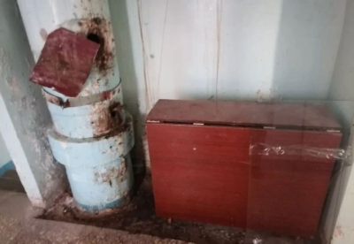 Управляющую компанию в Челнах оштрафовали за обшарпанный подъезд