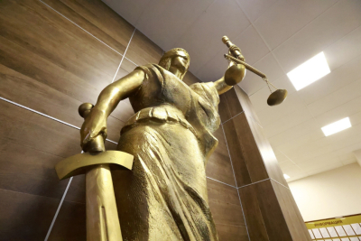 Верховный суд внес законопроект о сокращении срока за крупную покупку наркотиков