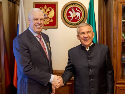 Раис Татарстана вручил руководителю Россельхознадзора орден &laquo;За заслуги перед РТ&raquo;