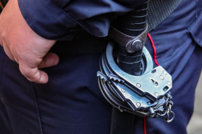 Москвича отлупцевали бутылкой за просьбу не пить в вагоне метро