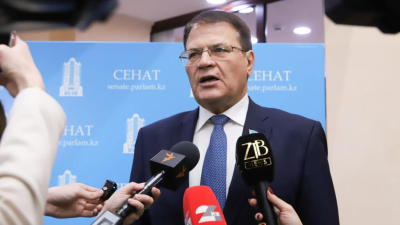 Сенатор Лукин не считает расточительством проведение парада Победы за 2,5 млрд тенге