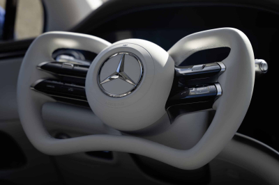 Mercedes-Benz поменяет руль на штурвал на электромобилях