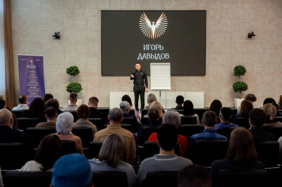 &laquo;Сила лидера&raquo; в Челнах: влияние без давления от Игоря Давыдова