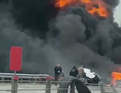 Бензовоз протаранил четыре машиныи загорелся - трое погибших 21/03/2026 &ndash; Новости
