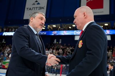 Гатиятулин, Разин и Козлов претендуют на звание лучшего тренера сезона в КХЛ