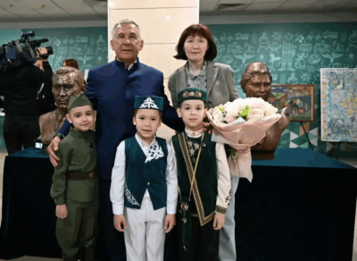 Рустам Минниханов встретился с предпринимателями татарских сел в Казани