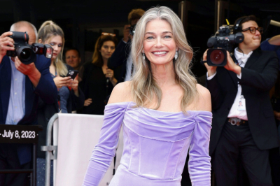 &laquo;Гравитация берет свое&raquo;: Поризкова показала свое тело в кружевном белье