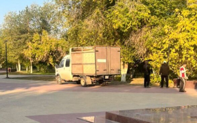 Народный репортер. Убрали все клумбы на бульваре