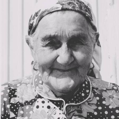 В Тукаевском районе на 90-м году умерла мать Василя Шайхразиева