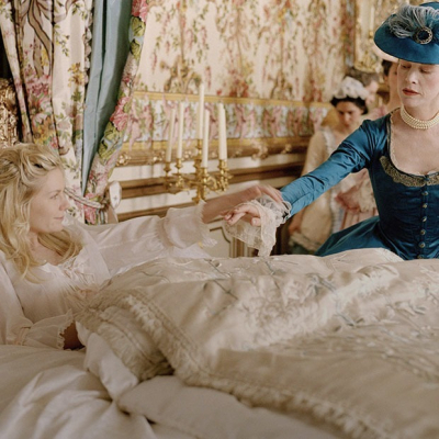 Где найти пижамы как у Марии-Антуанетты, Шанель, агента Купера и других персонажей