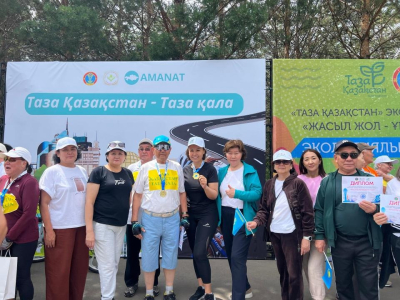 Экологическое движение и спорт: как пенсионеры Астаны поддерживают чистоту города
