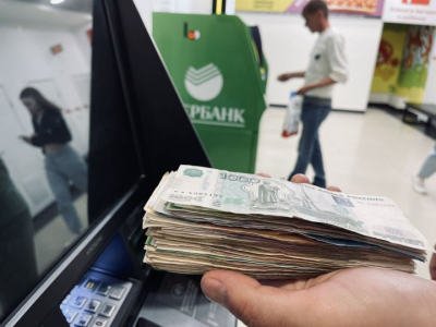 Эксперт Кабаков: &laquo;Рост наличных на 300 млрд &ndash; это не кризис, а новая норма&raquo;